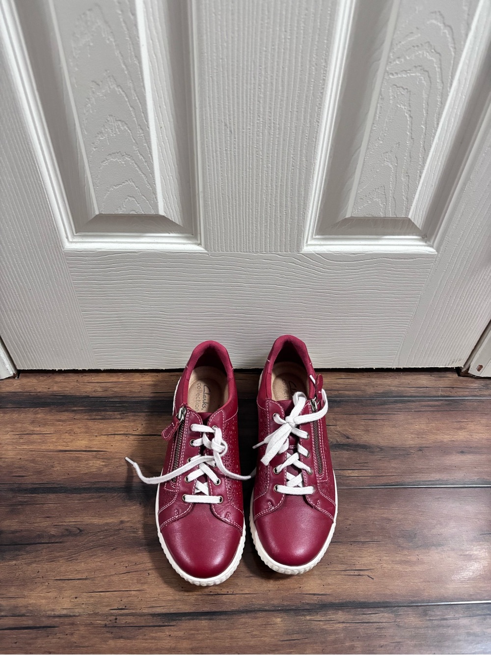Clarks Women's Burgundy Leather Sneakers with White Laces